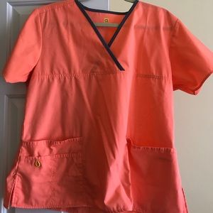 WonderWink scrub top L